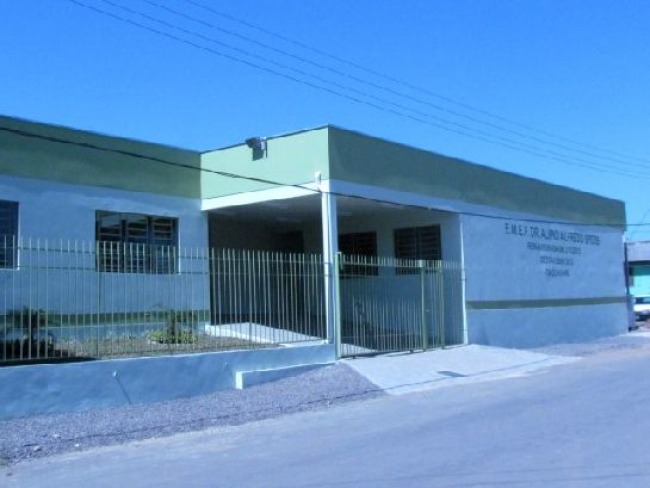 Cmara de Taquara aprova compra de terreno para construo de quadra de esportes para escola 