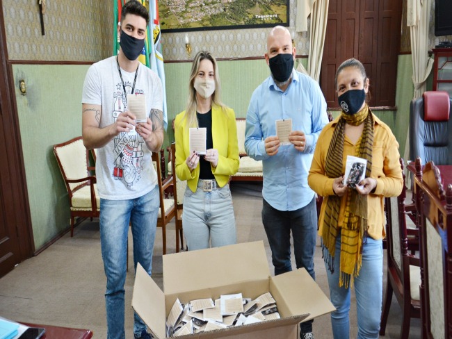 Piccadilly realiza doação de máscaras aos profissionais da rede de ensino de Taquara