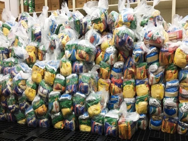 Igrejinha distribuir cestas de alimentao para os alunos das Escolas de Ensino Fundamental da Rede Municipal