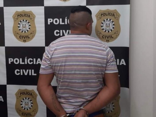 Envolvido em roubo de veculo, em Santa Catarina,  preso no bairro Figueira, em Igrejinha