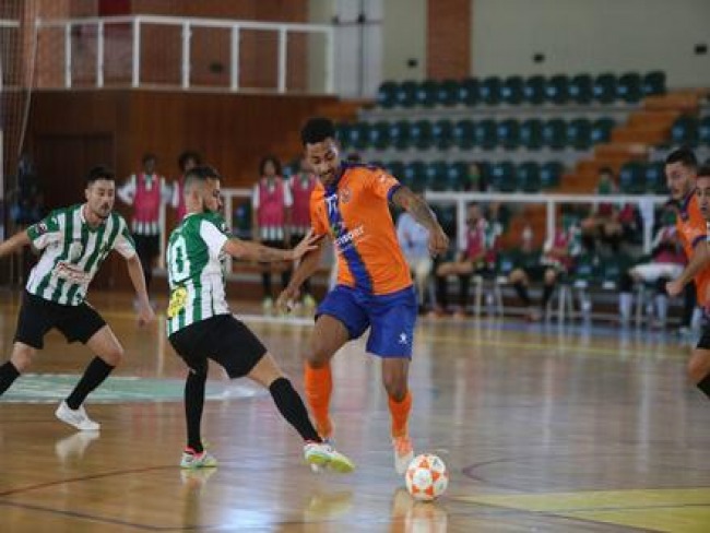 Atleta parobeense marca seu primeiro gol na Liga Nacional de Futsal Portuguesa