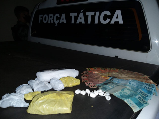 BM prende duas mulheres por trfico de drogas no bairro Casa de Pedra
