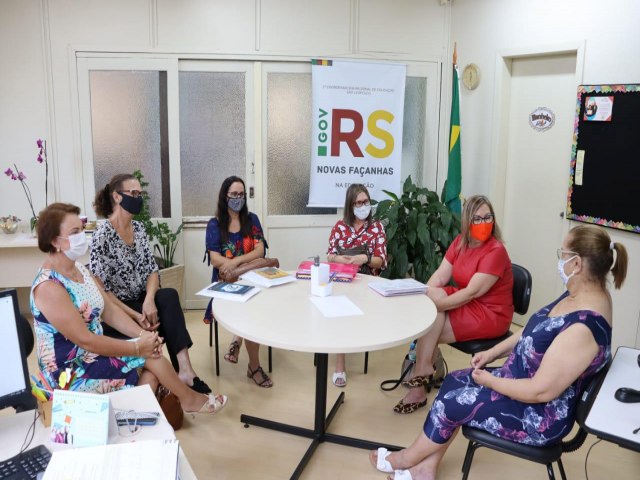 Taquara sela parceria com Estado para manter educao infantil na rede estadual