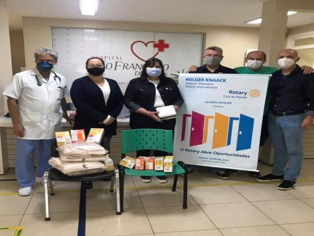 ROTARY CLUB faz doao de anestsico e luvas para o Hospital de Parob 