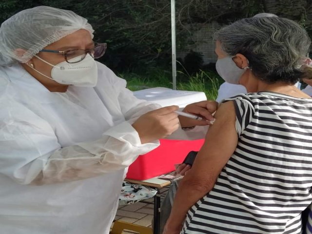Parob iniciar vacinao de idosos com mais de 63 anos de idade contra a covid na segunda-feira