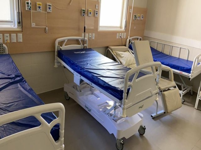 Hospital de Três Coroas recebe novas camas hospitalares elétricas