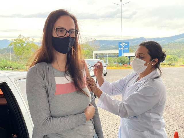 Vacinação contra a Covid em Taquara avança para população a partir dos 30 anos na sexta-feira 