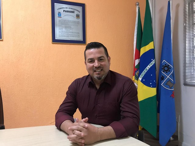 Vice-presidente da Cmara de Vereadores de Parob assume presidncia 