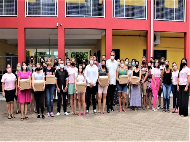 Professores de Parobé realizam qualificação para integrarem projeto de reforço escolar nas férias para mais de 300 alunos 