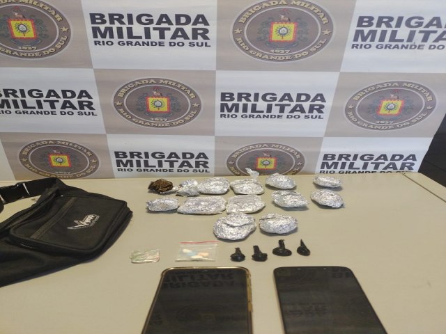 BM prende dupla por tráfico de drogas em Igrejinha 