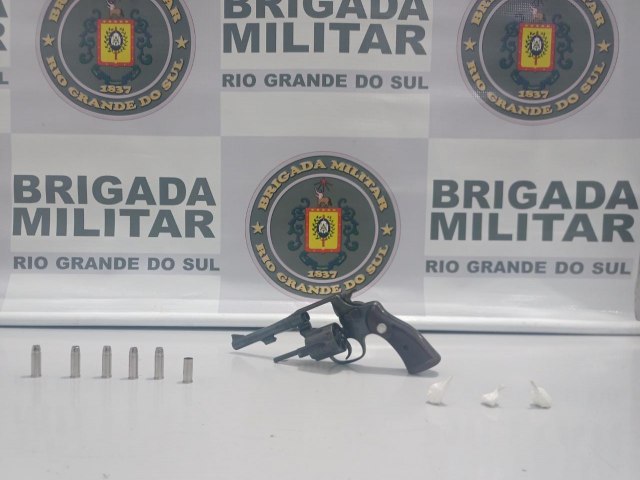 BM de Três Coroas prende homem por porte ilegal de arma de fogo 