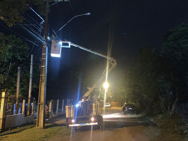 Departamento Elétrico de Taquara inicia consertos na iluminação pública durante a noite
