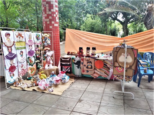 Artesãos de Parobé fazem feira especial para o Dia das Mães