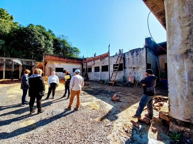 Seguem as obras no Complexo Municipal de Sade de Taquara