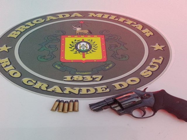 BM apreende menor por porte ilegal de arma de fogo em Igrejinha 