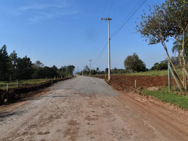 Iniciada obras que antecedem a pavimentao da rua Igrejinha em Nova Hartz 