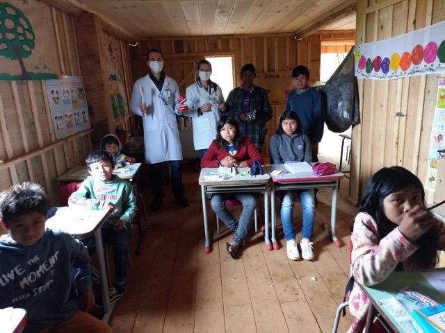 Projeto dentista na escola faz visita a aldeia indgena Itapoty em Riozinho