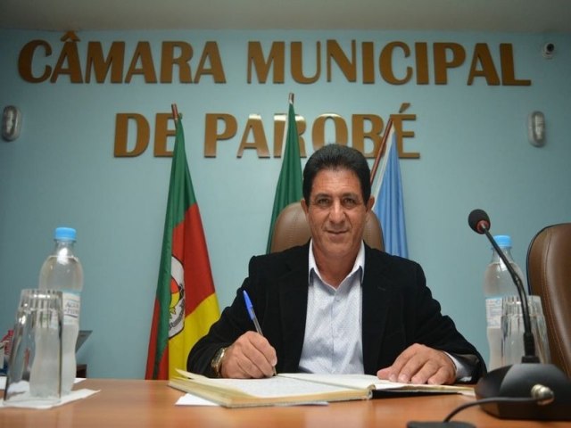 Nilson Machado assume presidncia da Cmara de Parob