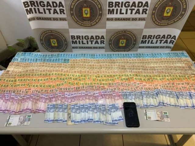 BM apreende mais de 20 mil reais sem procedncia em Taquara