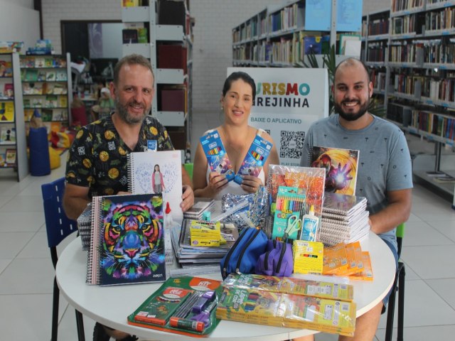 Caminho dos Pinheirinhos arrecada mais de 290 kits de materiais escolares em Igrejinha 