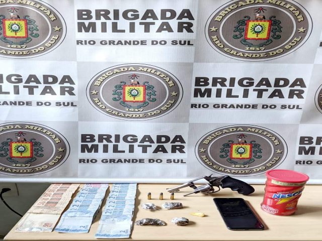 Homem  preso em Riozinho vendendo drogas e armado 