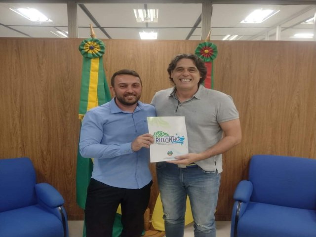 Presidente da Cmara de Riozinho busca melhorias para o Ginsio Ribeirinho