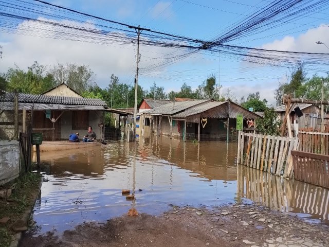 Taquara contabiliza mais de 100 moradores desabrigados ou desalojados