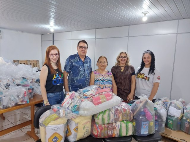 Prefeitura de Rolante entrega cestas bsicas, kit higiene, limpeza e dormitrio para pessoas atingidas pelo ciclone extratropical