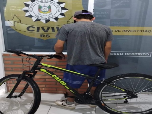 Polcia Civil de Trs Coroas recupera bicicleta furtada 