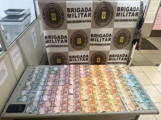 Homem  preso com R$ 2.240,00 oriundos do trfico de drogas em Taquara