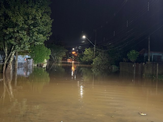 Prefeitura de Taquara monta abrigo temporrio para atender atingidos pela cheia do Rio Paranhana