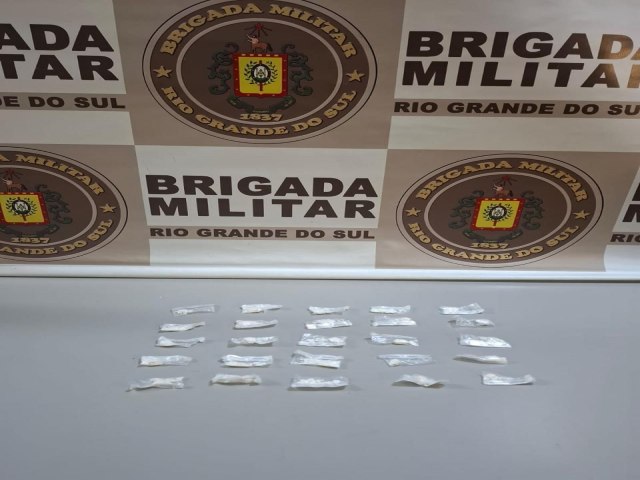 Brigada Militar de Rolante realiza priso por trfico de drogas