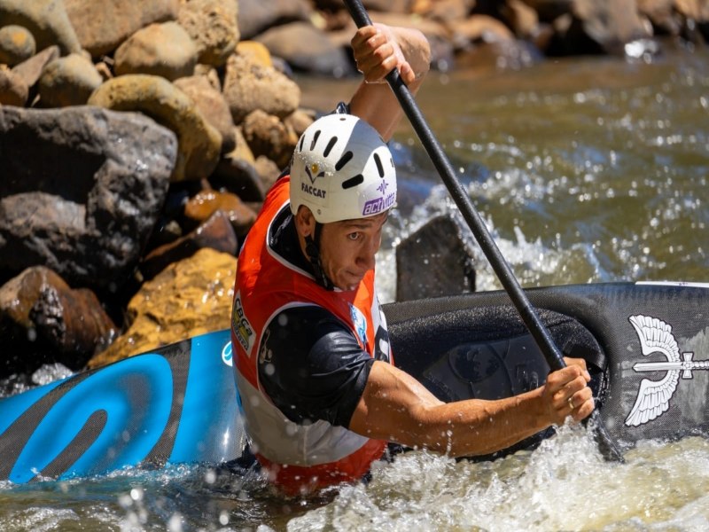 Guilherme Mapelli conquista o ttulo no Campeonato Brasileiro de Canoagem Slalom e Caiaque Cross 2024