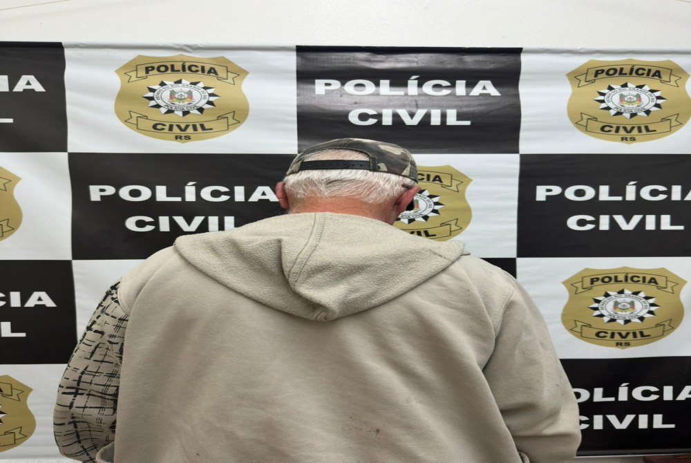 Polícia Civil de Taquara prende homem em flagrante por receptação de veículo Polícia Civil de Taquara prende homem em flagrante por receptação de veículo