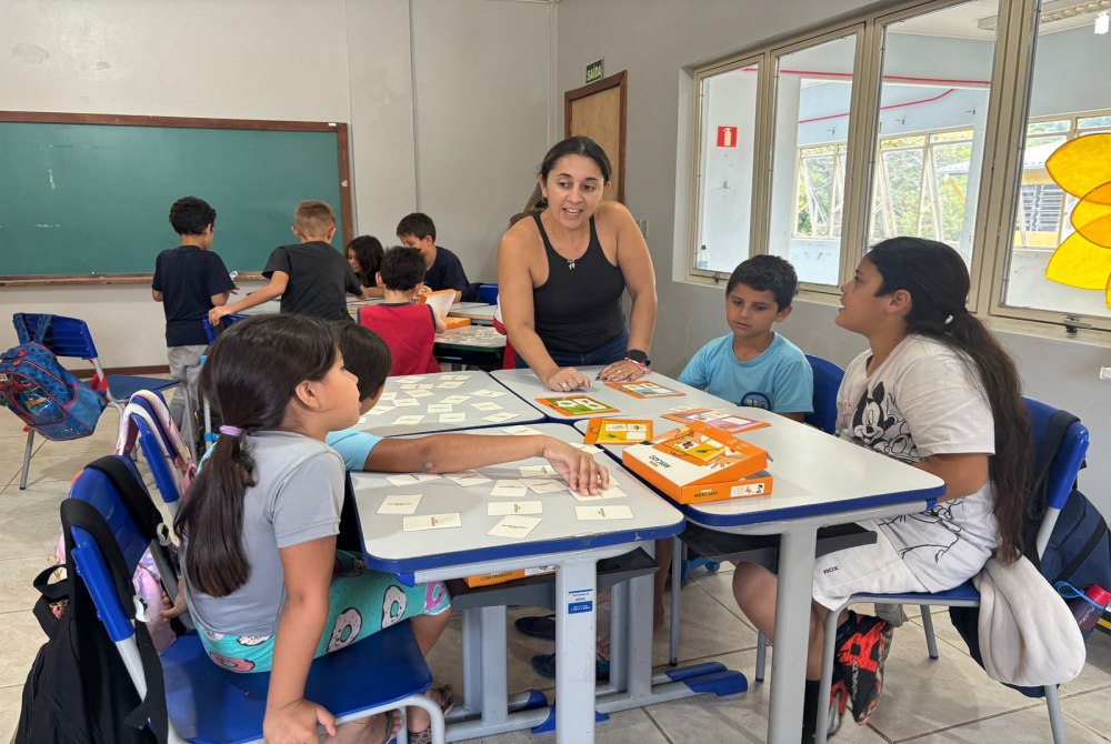 Tr�s Coroas lan�a projeto piloto para fortalecer a alfabetiza��o na rede municipal