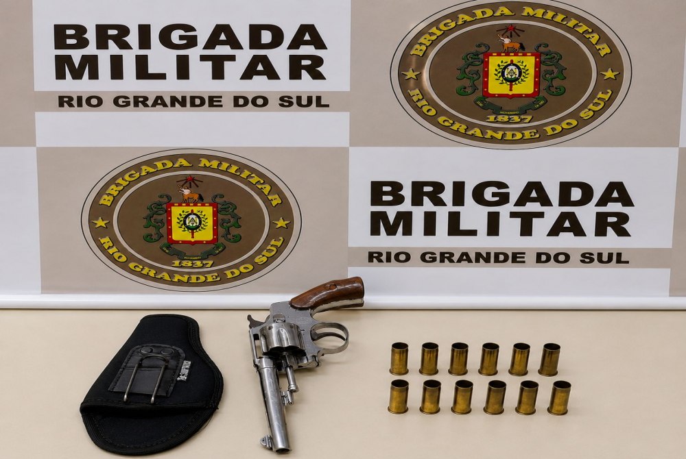 Brigada Militar realiza pris�o por posse irregular de arma de fogo em Parob�