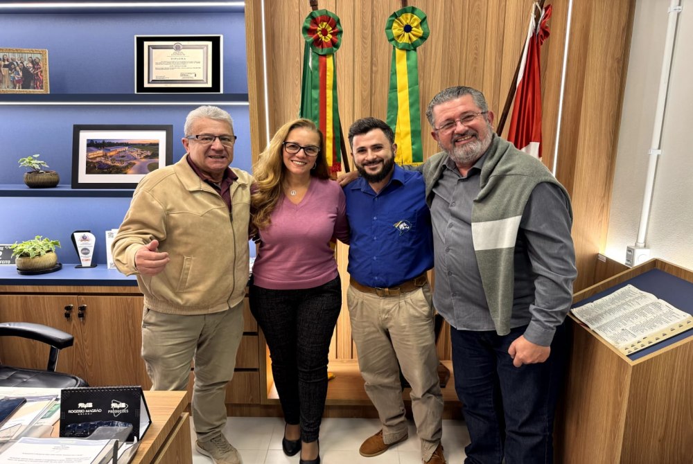 Veridiana Abrão assume Secretaria de Turismo, Cultura, Desenvolvimento Econômico e Tecnologia de Rolante Veridiana Abrão assume Secretaria de Turismo, Cultura, Desenvolvimento Econômico e Tecnologia de Rolante