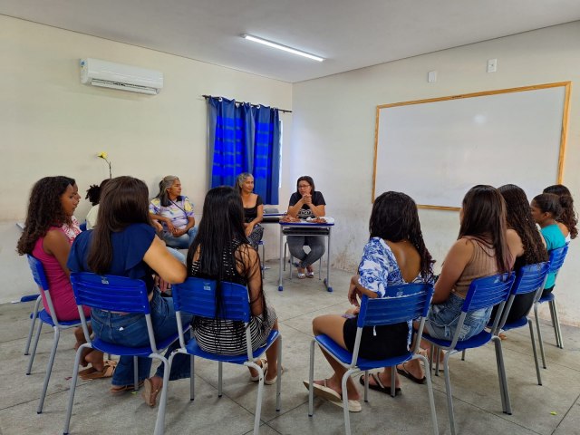 Reunio na Escola Eduardo de Sousa Carvalho discute apresentao do Xaxado