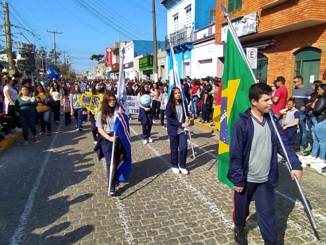 Escolas se preparam para desfiles de 7 setembro em So Jos do Norte