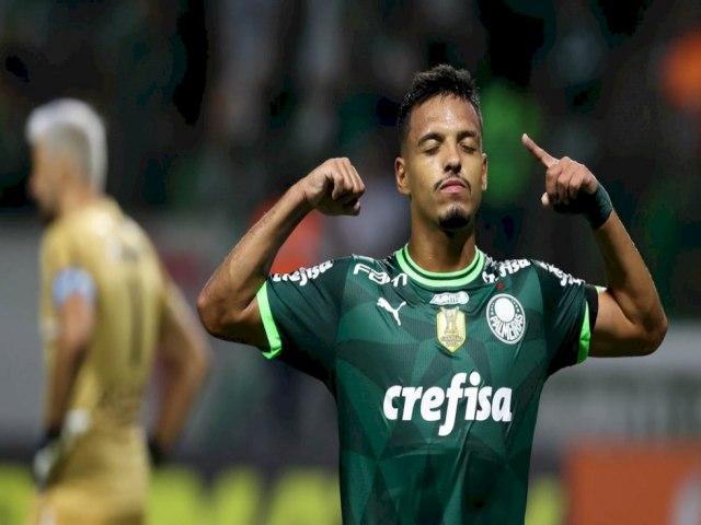 Palmeiras sofre no fim, mas ganha da Ferroviria e retoma liderana geral Publicado em: 27/02/2023 | MIDIAMAX