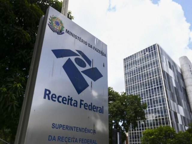 BRASIL Arrecadao federal atinge R$ 158,99 bilhes em fevereiro 23 maro 2023 - Por Agncia Brasil