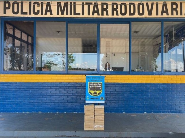 MS-156 Carga de cocana avaliada em mais de R$ 500 mil  apreendida em abordagem policial 02 abril 2023 - Por Redao
