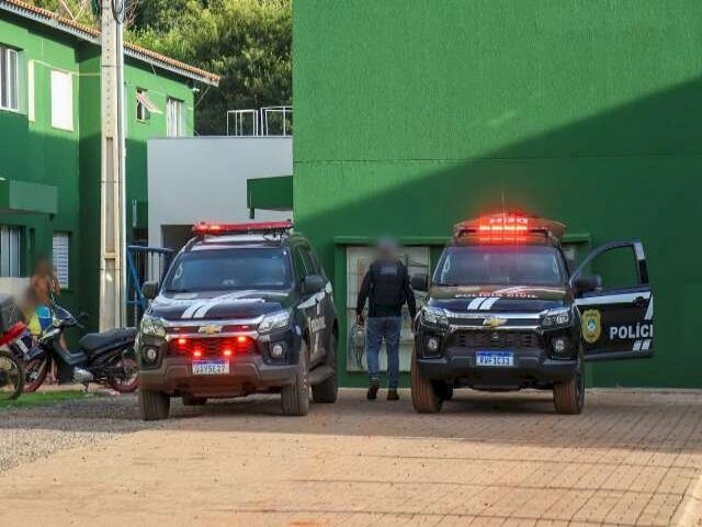 Foragido no Acre morre em confronto com a polcia em Campo Grande Suspeito chegou a ser socorrido pelos prprios policiais, mas no resistiu Publicado em: 08/05/2023 | CAMPO GRANDE NEWS