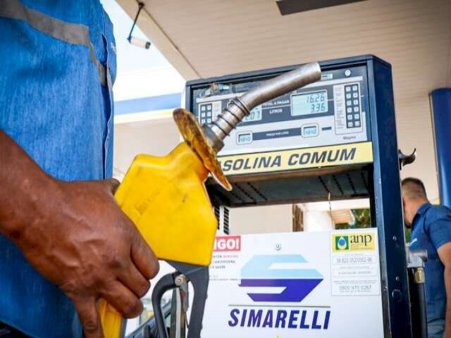 Cobrana de tributos federais deixa gasolina mais cara a partir de julho Custo total do PIS/Cofins sobre o combustvel ser de R$ 0,47 Publicado em: 27/06/2023 | CAMPO GRANDE NEWS