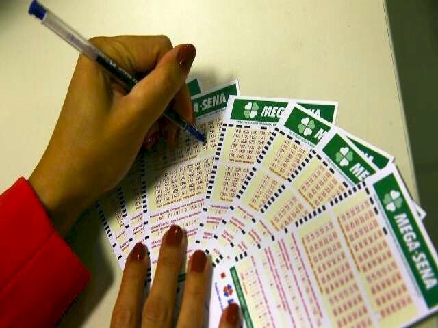 Mega-Sena pode pagar at R$ 9 milhes neste sbado Apostas podem ser feitas at as 18h, em lotricas e pelos canais eletrnicos da Caixa Publicado em: 08/07/2023 | CAMPO GRANDE NEWS
