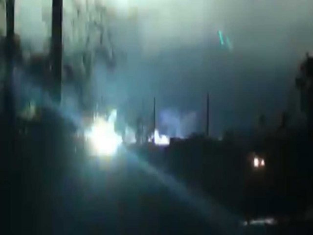 Exploses foram ouvidas por moradores (Foto: reproduo, redes sociais) A tempestade registrada na noite dessa sexta-feira (18) em Ponta Por, a 346 quilmetros de Campo Grande, na fronteira com Pedro Juan Caballero assustou moradores da regio. H r