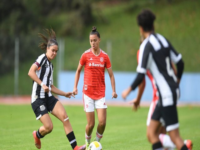Esportes Migraes concentram futuro do futebol feminino no Sul e Sudeste Levantamento revela que Norte e Nordeste 