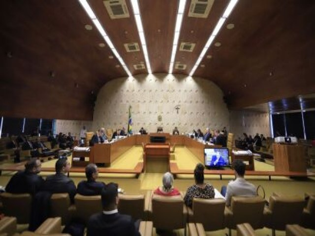 BRASIL STF condena primeiro ru do 8 de janeiro a 17 anos de priso 14 setembro 2023 -  Por Agncia Brasil