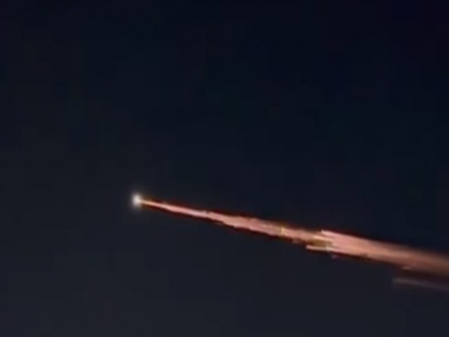 Brasil VDEO: chuva de meteoros j prevista  vista nos cus do nordeste Diego Alves | 23/12/2023