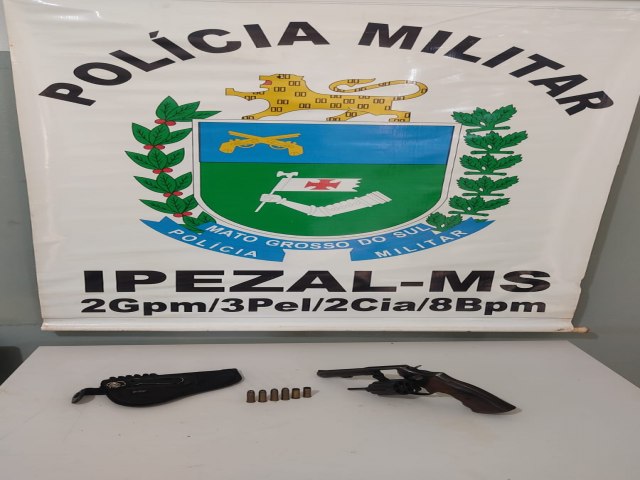 Polcia Militar de Ipezal prende homem por ameaa e posse de arma de fogo 